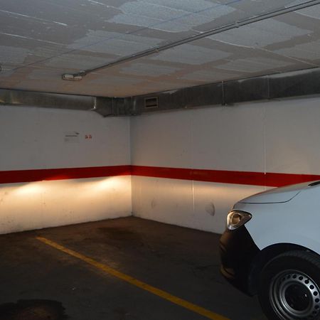Bright, Modern Apartment In The Heart Of Arrecife Екстериор снимка