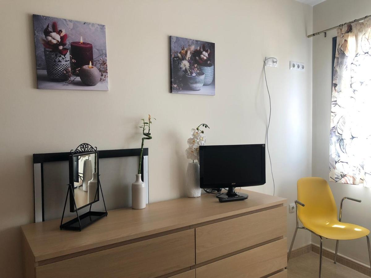 Bright, Modern Apartment In The Heart Of Arrecife Екстериор снимка